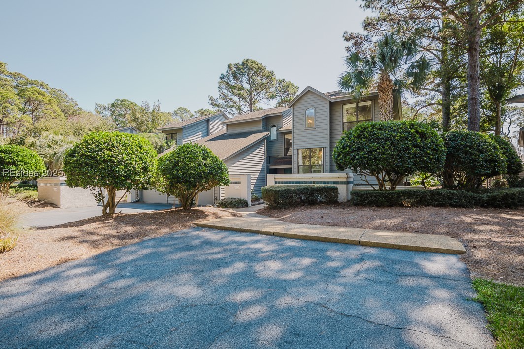 3 Lake Forest Drive Unit: 3373