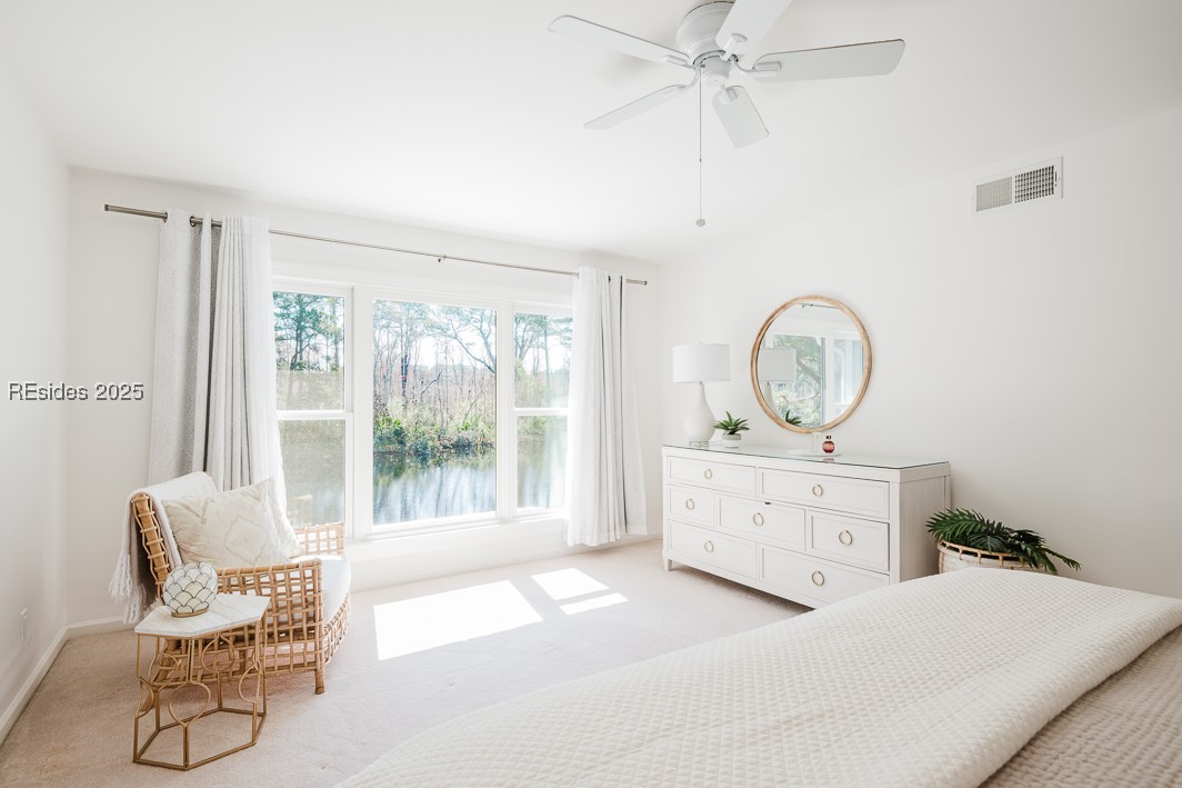 3 Lake Forest Drive Unit: 3373