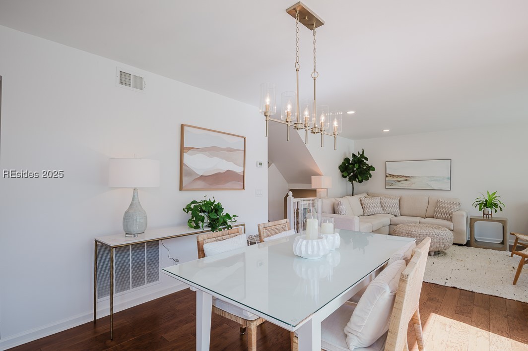 3 Lake Forest Drive Unit: 3373