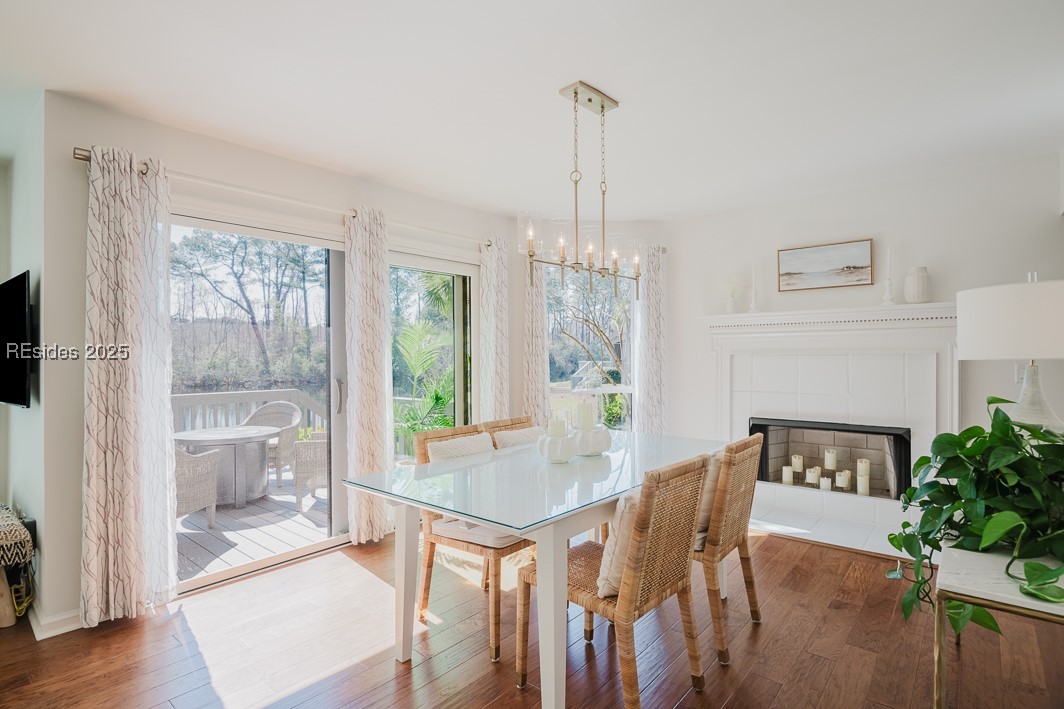 3 Lake Forest Drive Unit: 3373