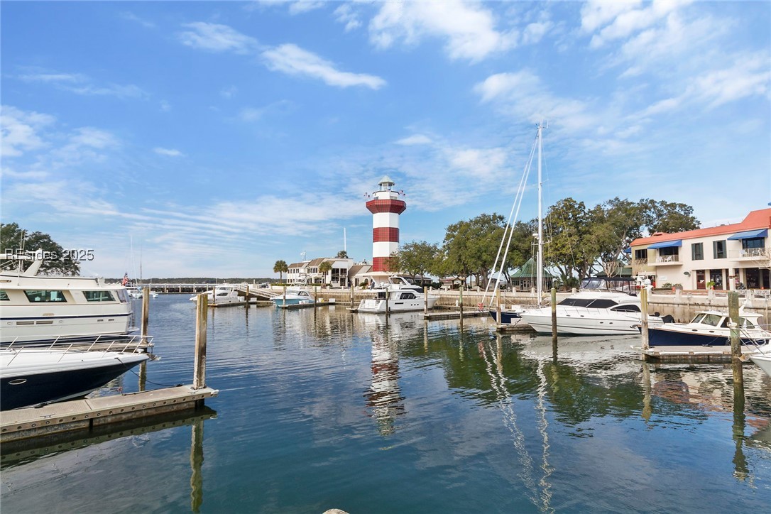 3 Lake Forest Drive Unit: 3373