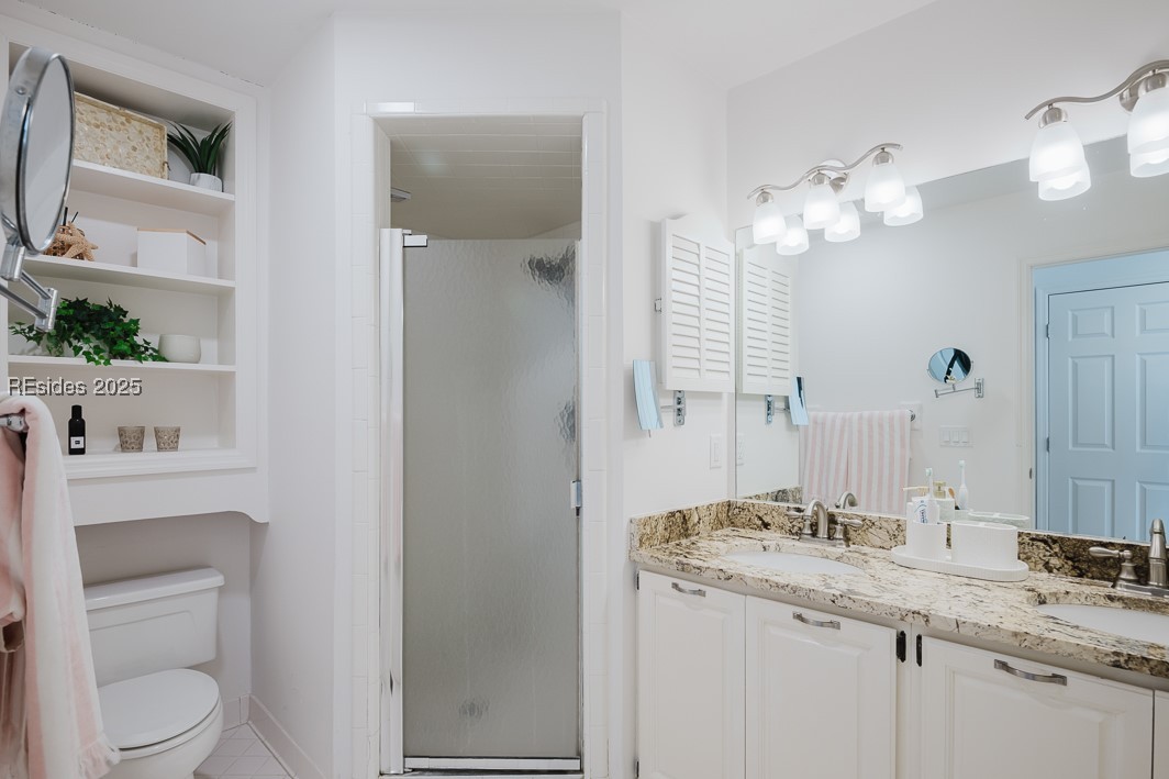 3 Lake Forest Drive Unit: 3373