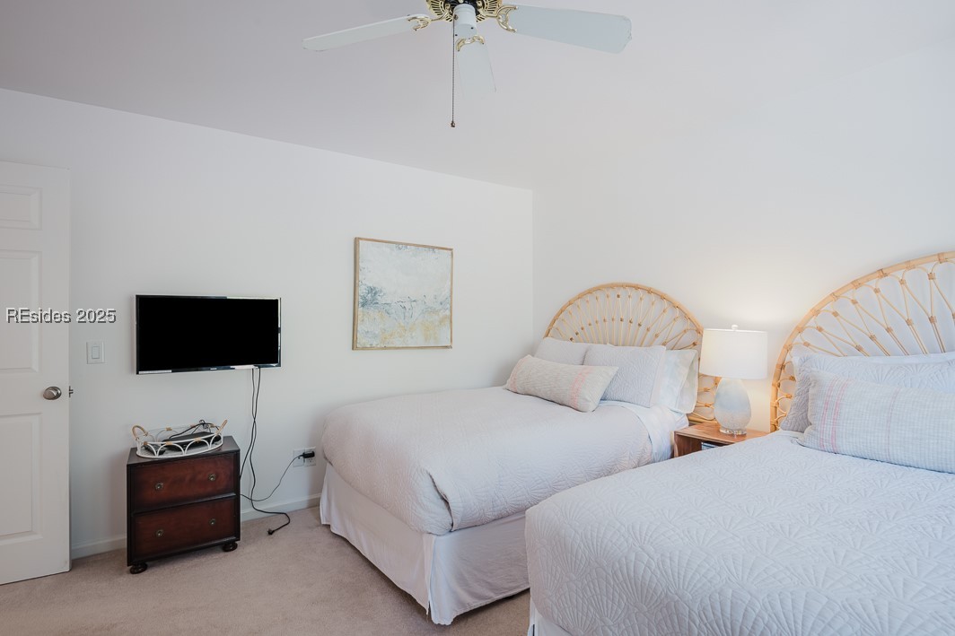 3 Lake Forest Drive Unit: 3373