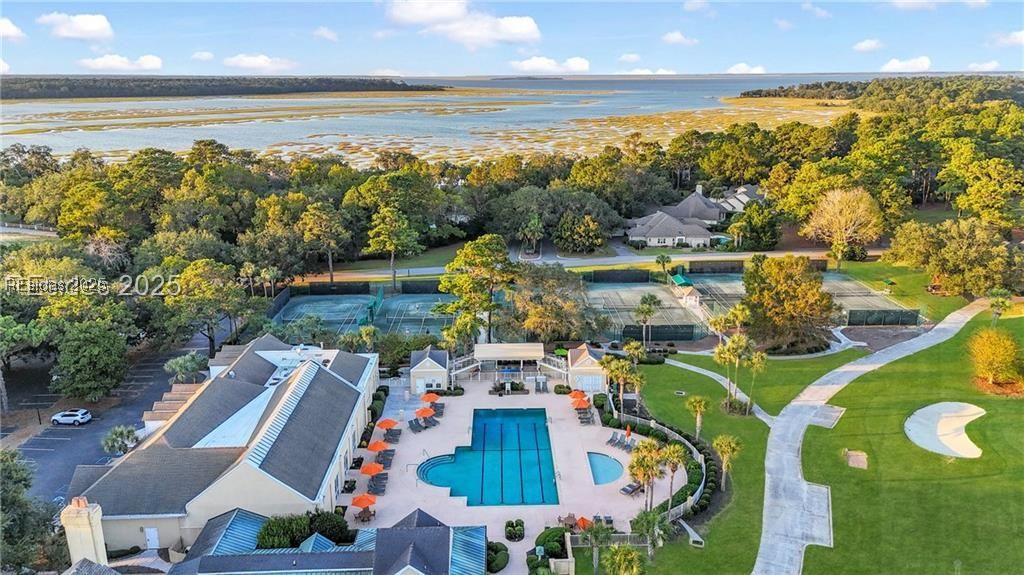 18 Palm View Drive