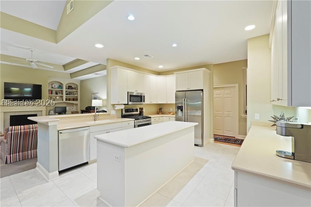 18 Palm View Drive