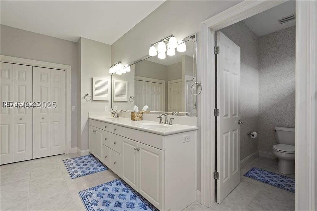 18 Palm View Drive