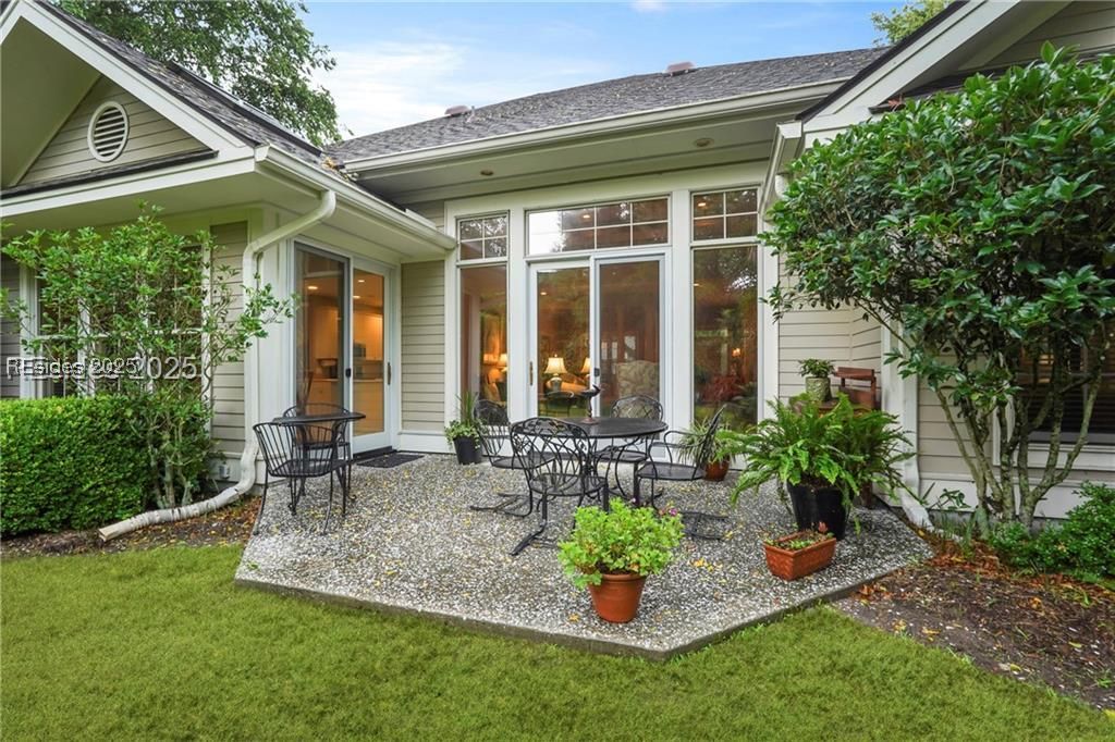 18 Palm View Drive