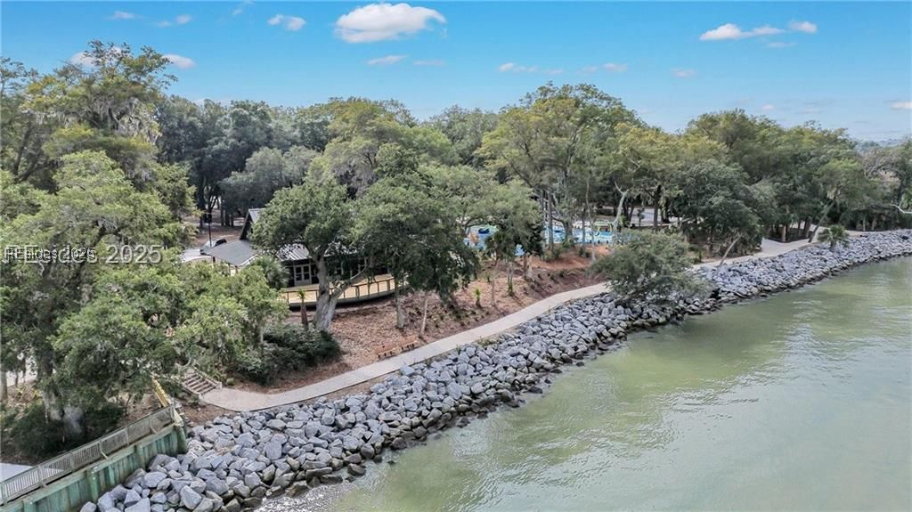 18 Palm View Drive