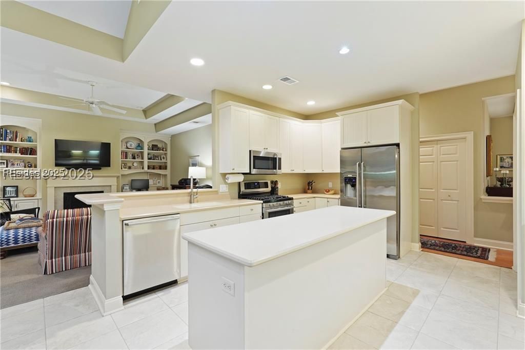 18 Palm View Drive