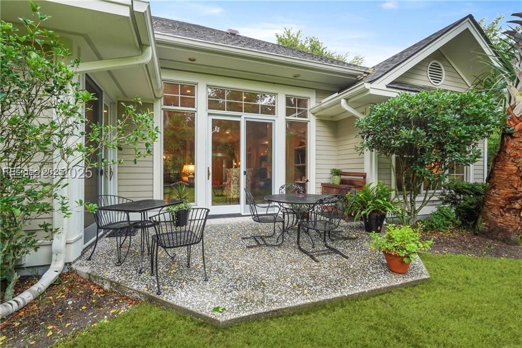 18 Palm View Drive