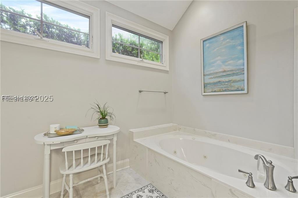 18 Palm View Drive