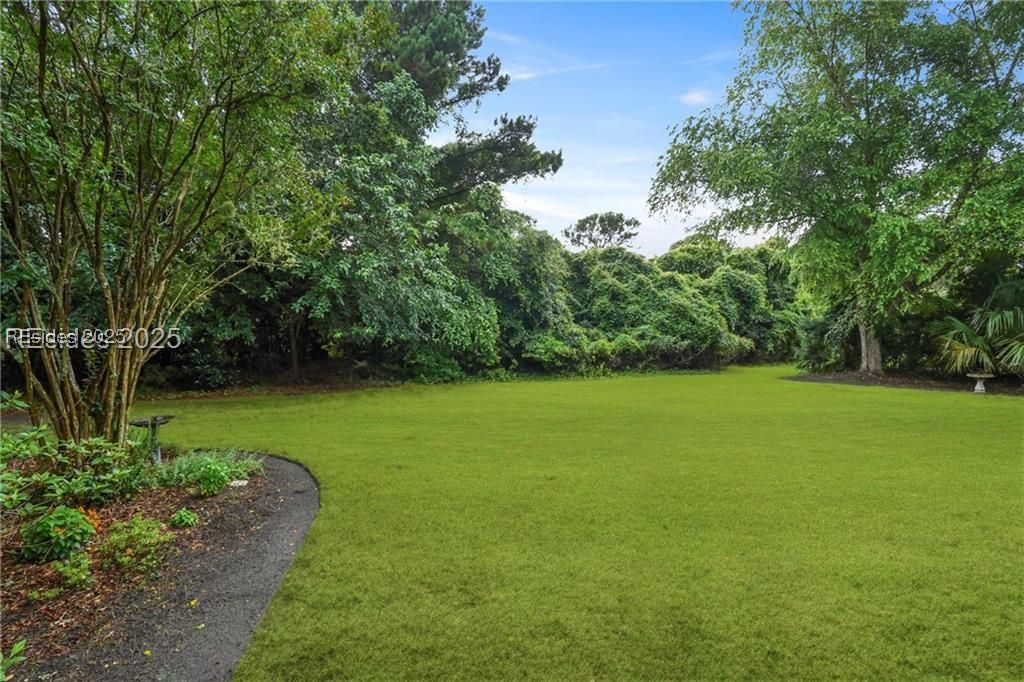 18 Palm View Drive