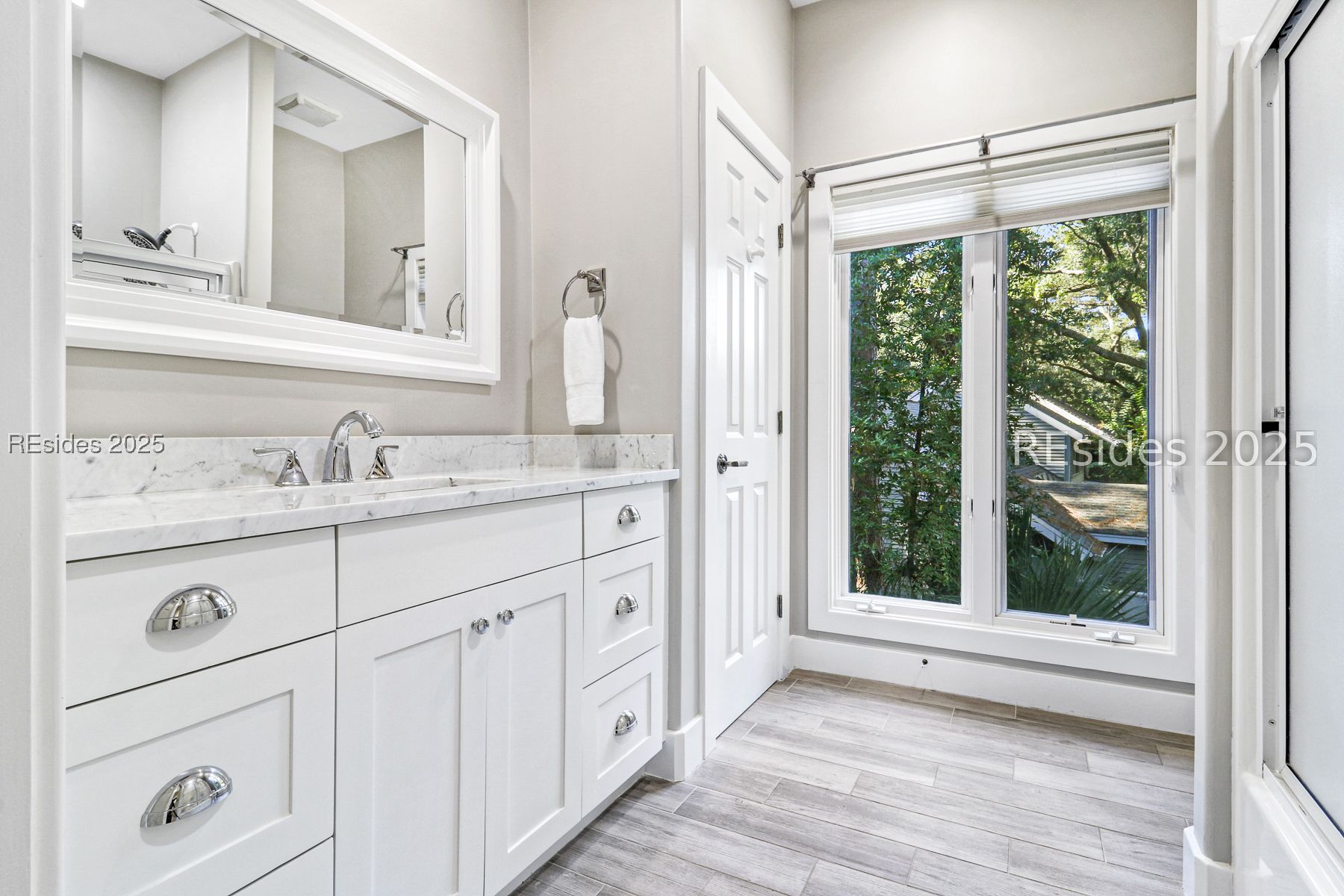 33 N Port Royal Drive