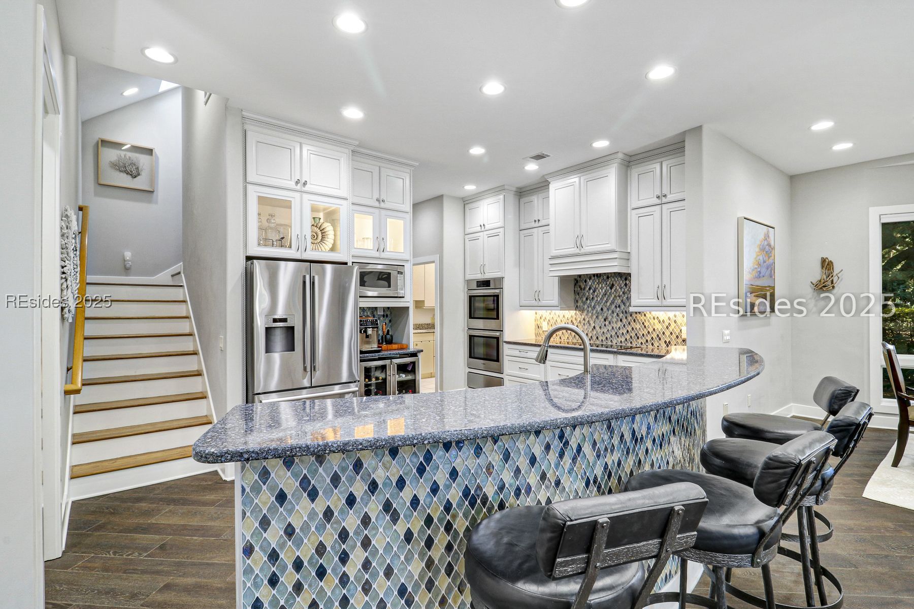 33 N Port Royal Drive