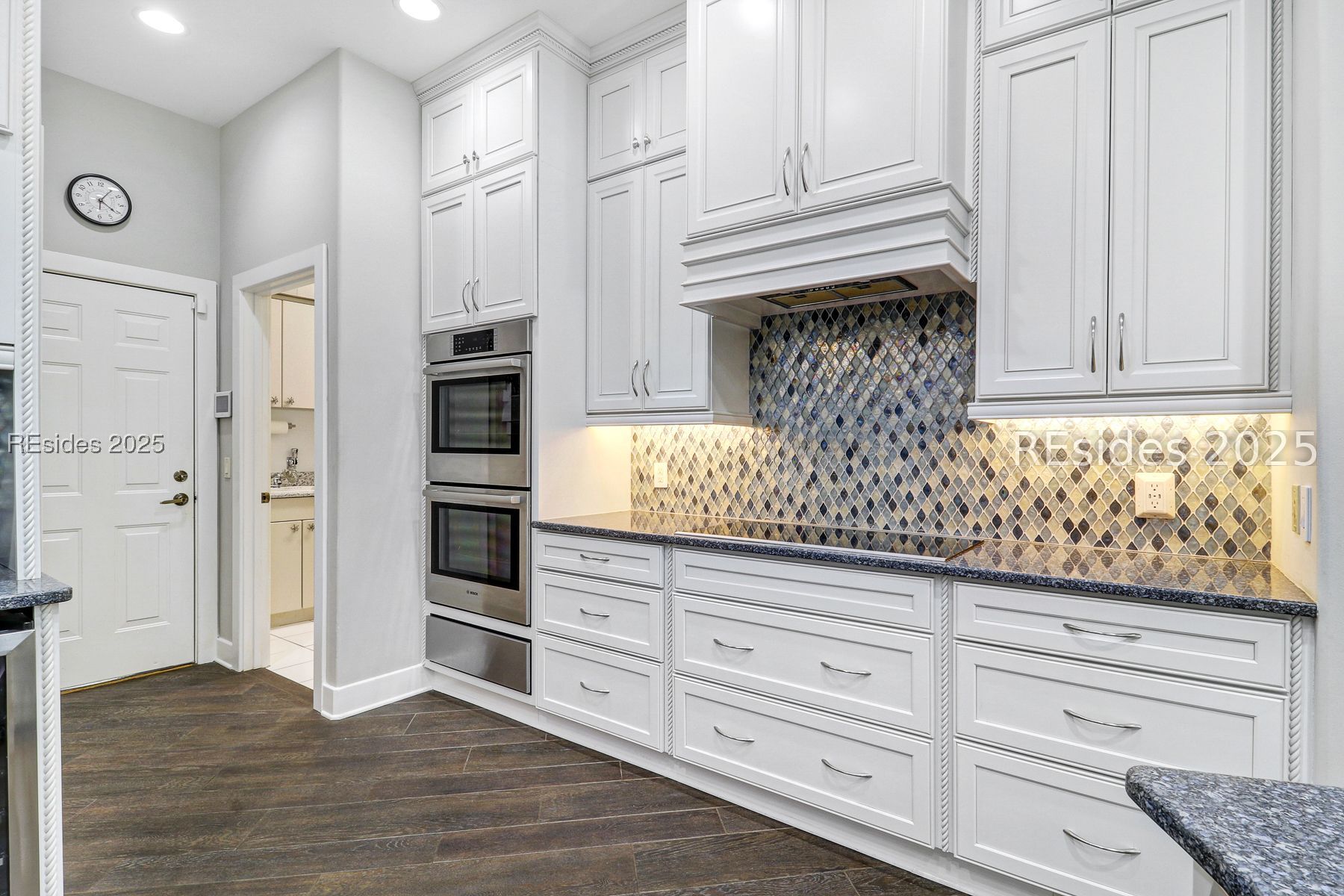 33 N Port Royal Drive