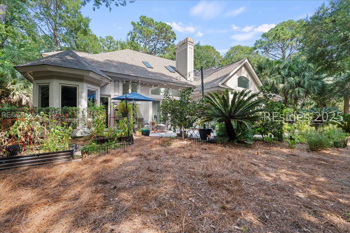 33 N Port Royal Drive