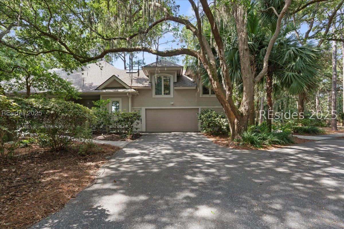 33 N Port Royal Drive