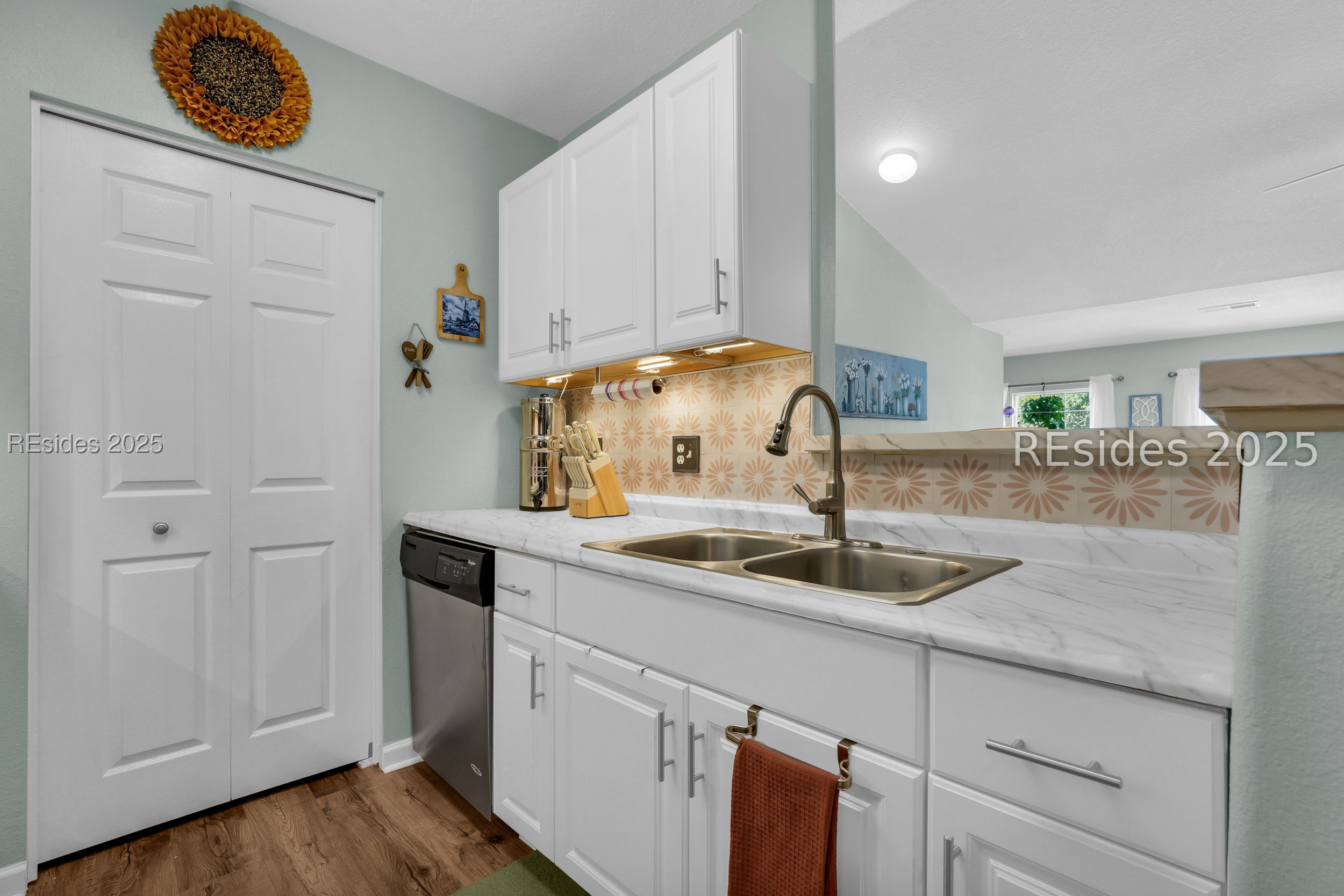 897 Fording Island Road Unit: 907