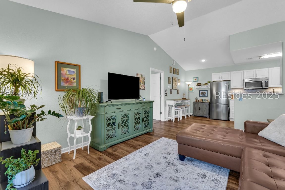 897 Fording Island Road Unit: 907