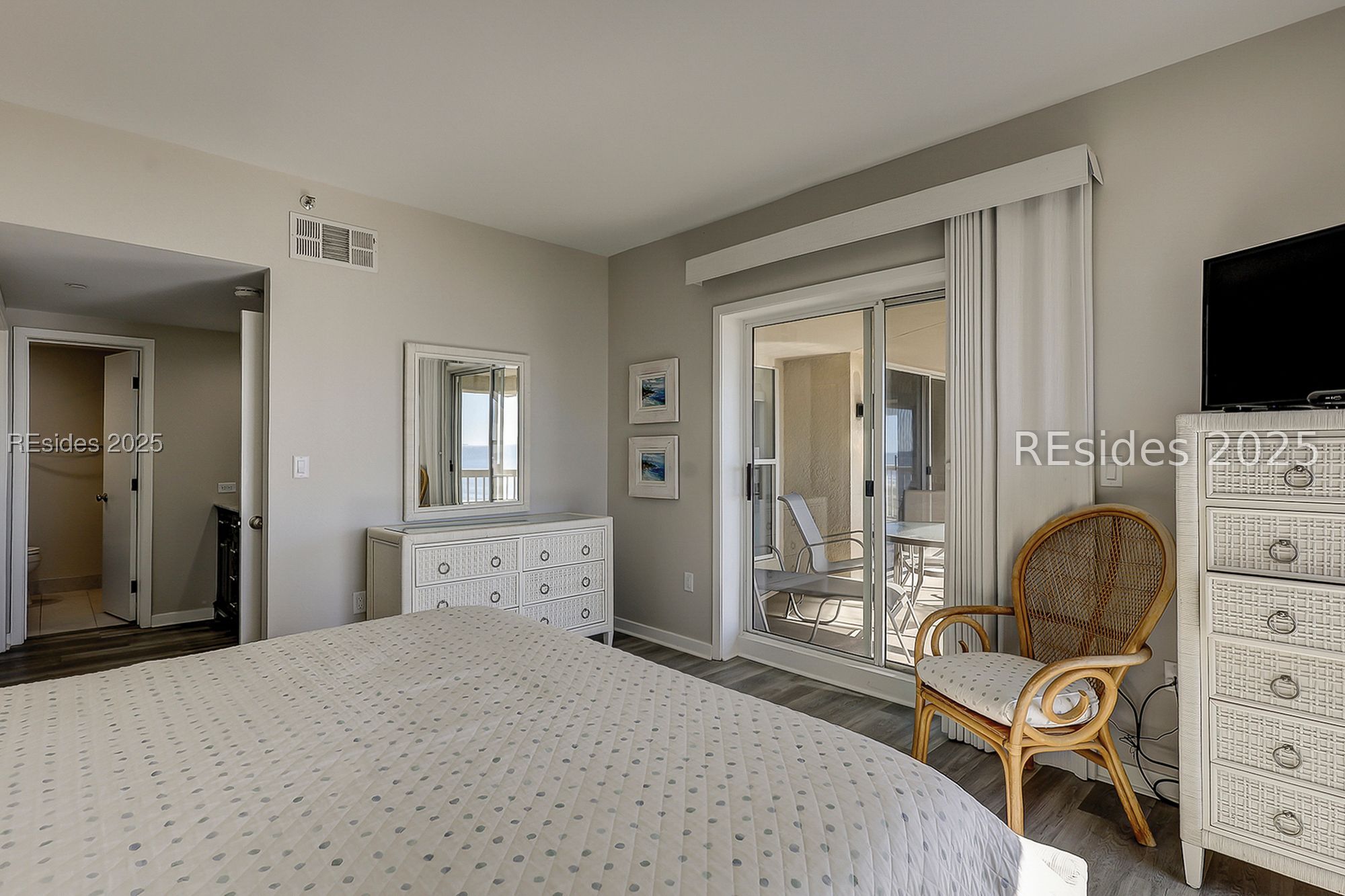 77 Ocean Lane Unit: 513