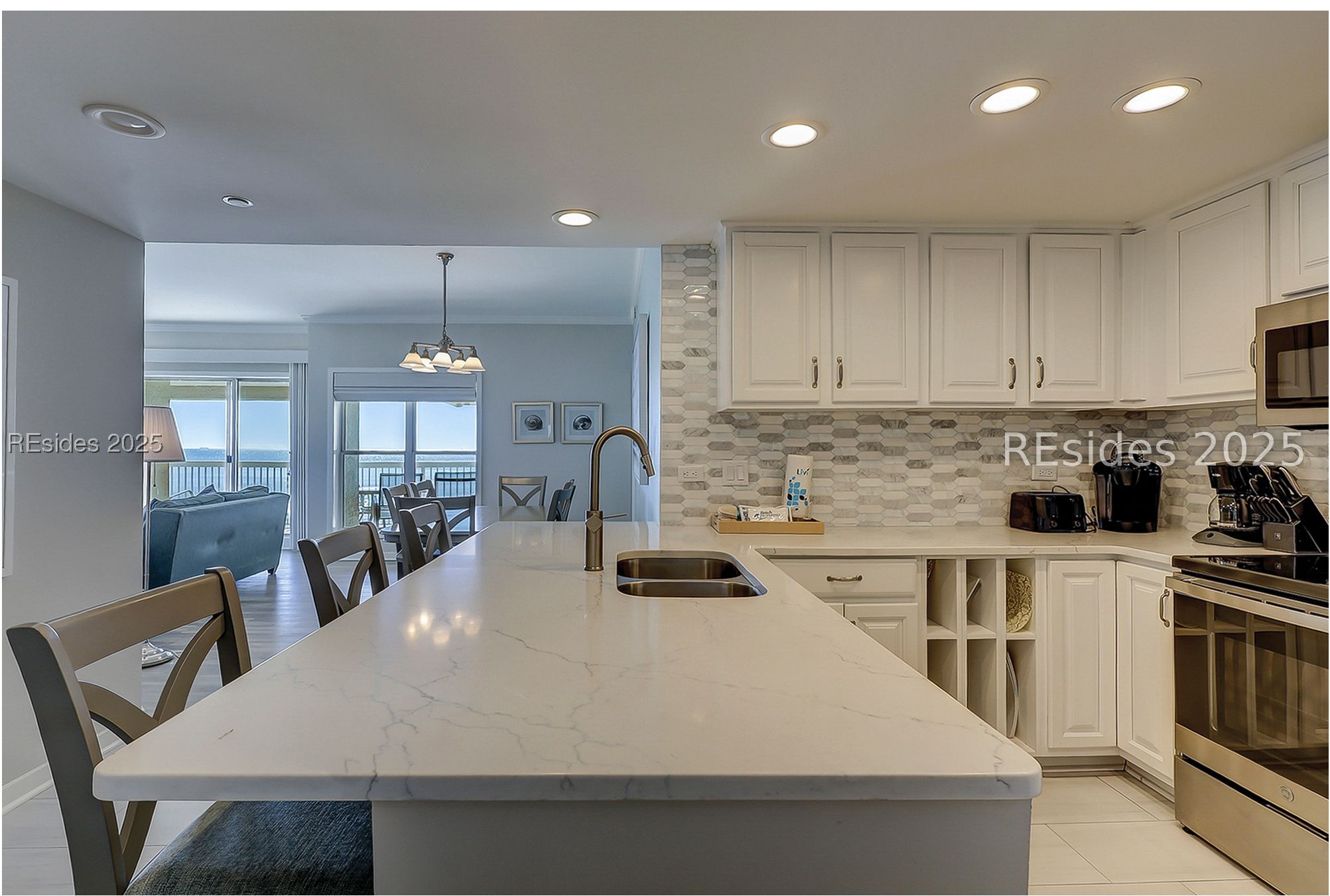 77 Ocean Lane Unit: 513