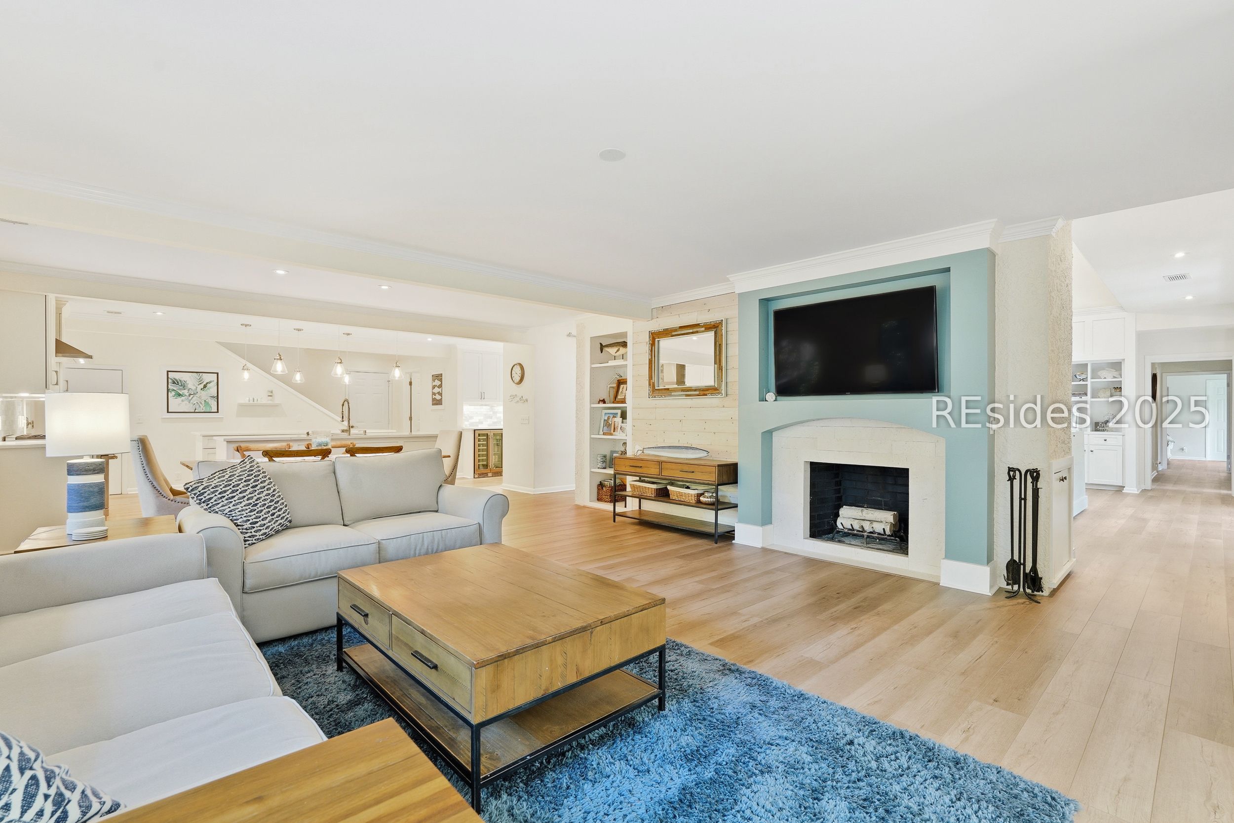 20 China Cockle Lane