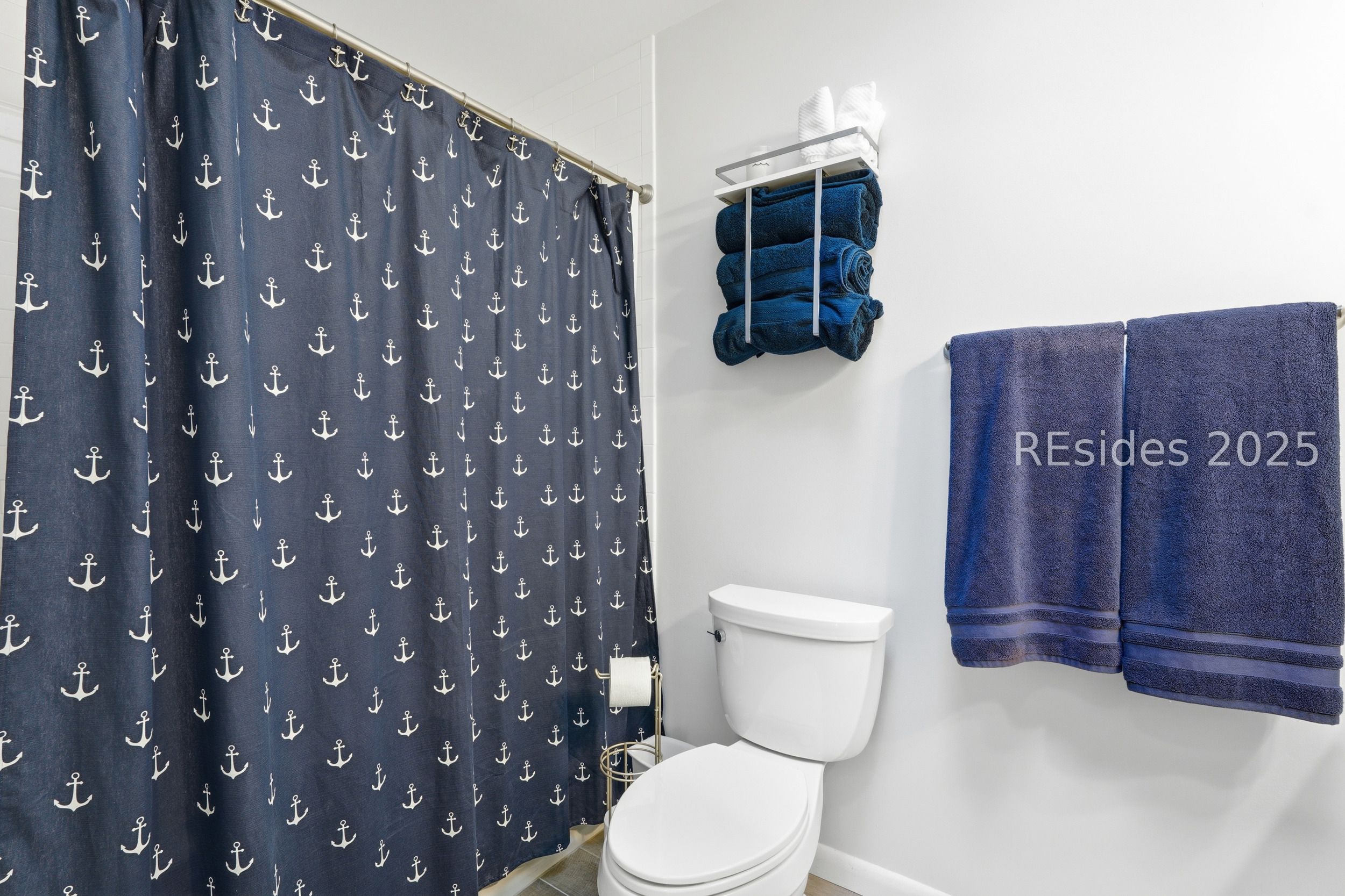 20 China Cockle Lane