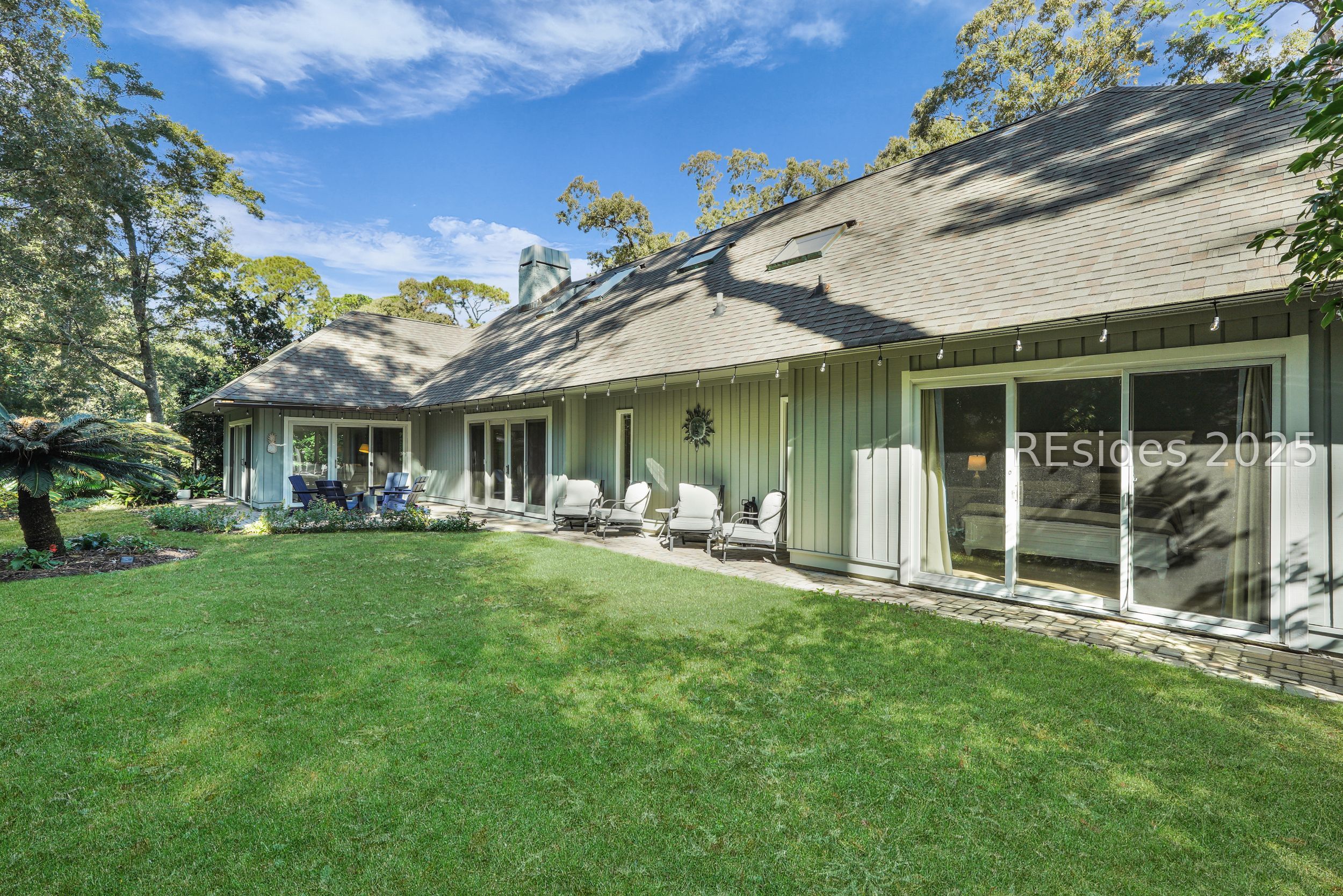 20 China Cockle Lane