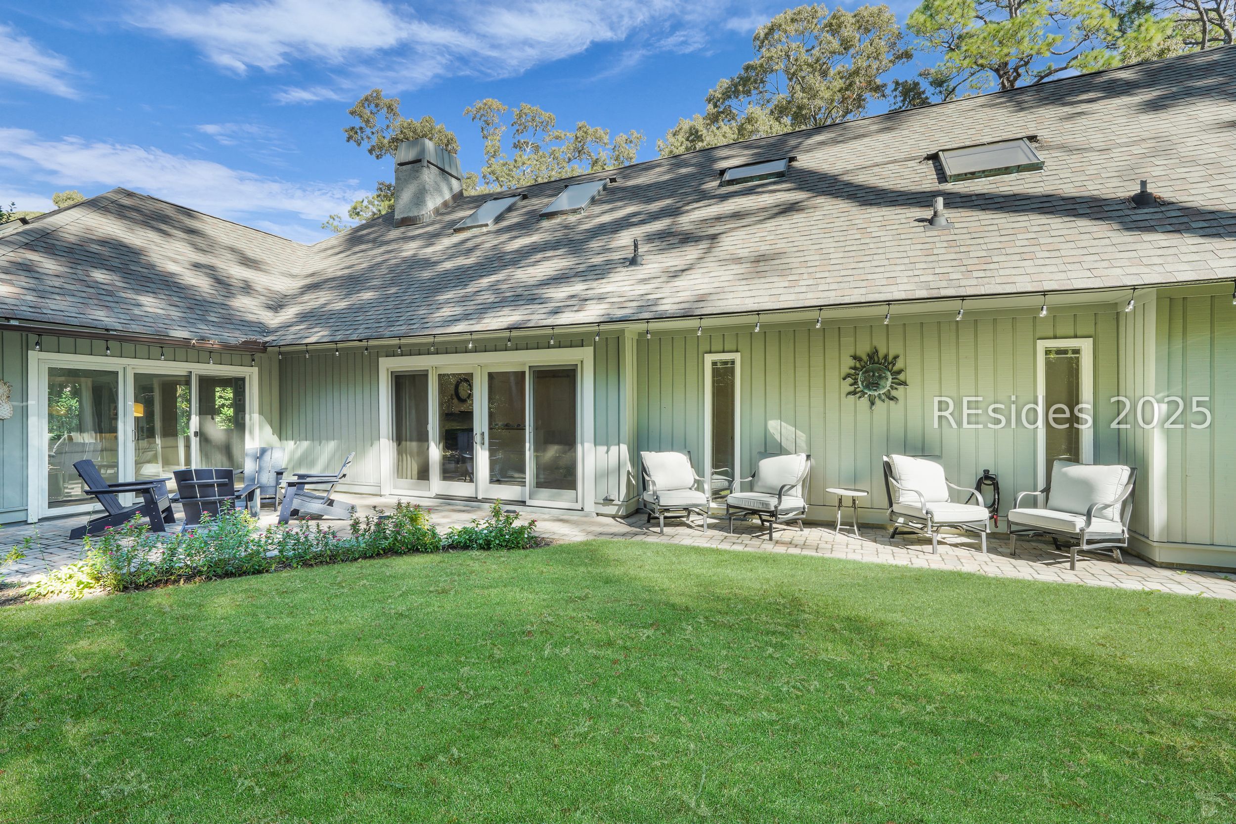 20 China Cockle Lane