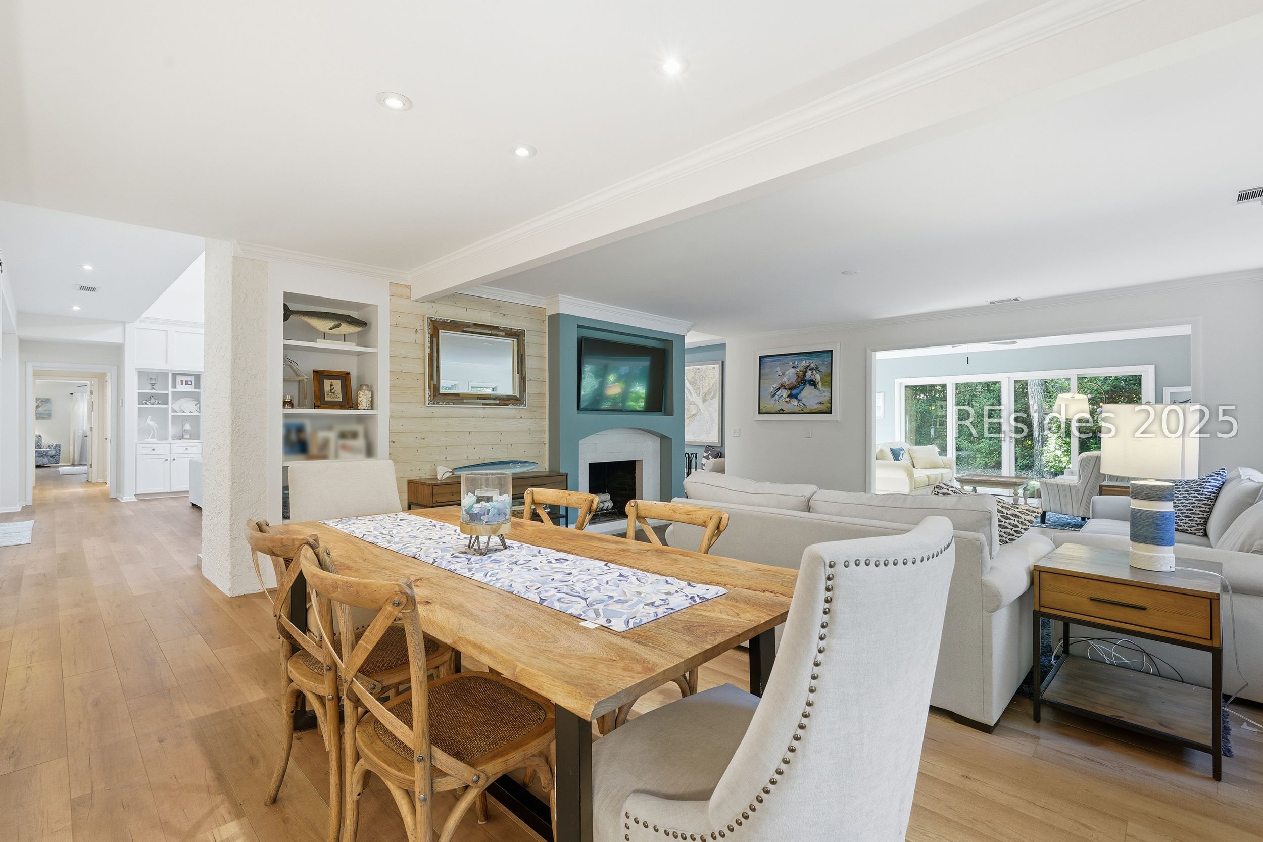 20 China Cockle Lane