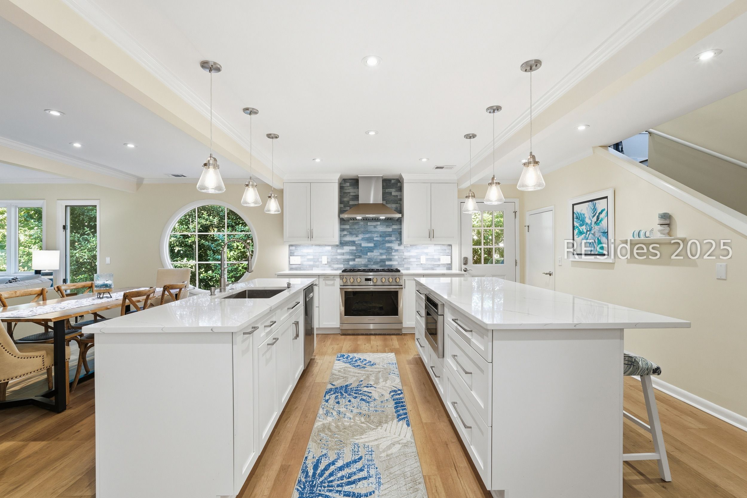 20 China Cockle Lane