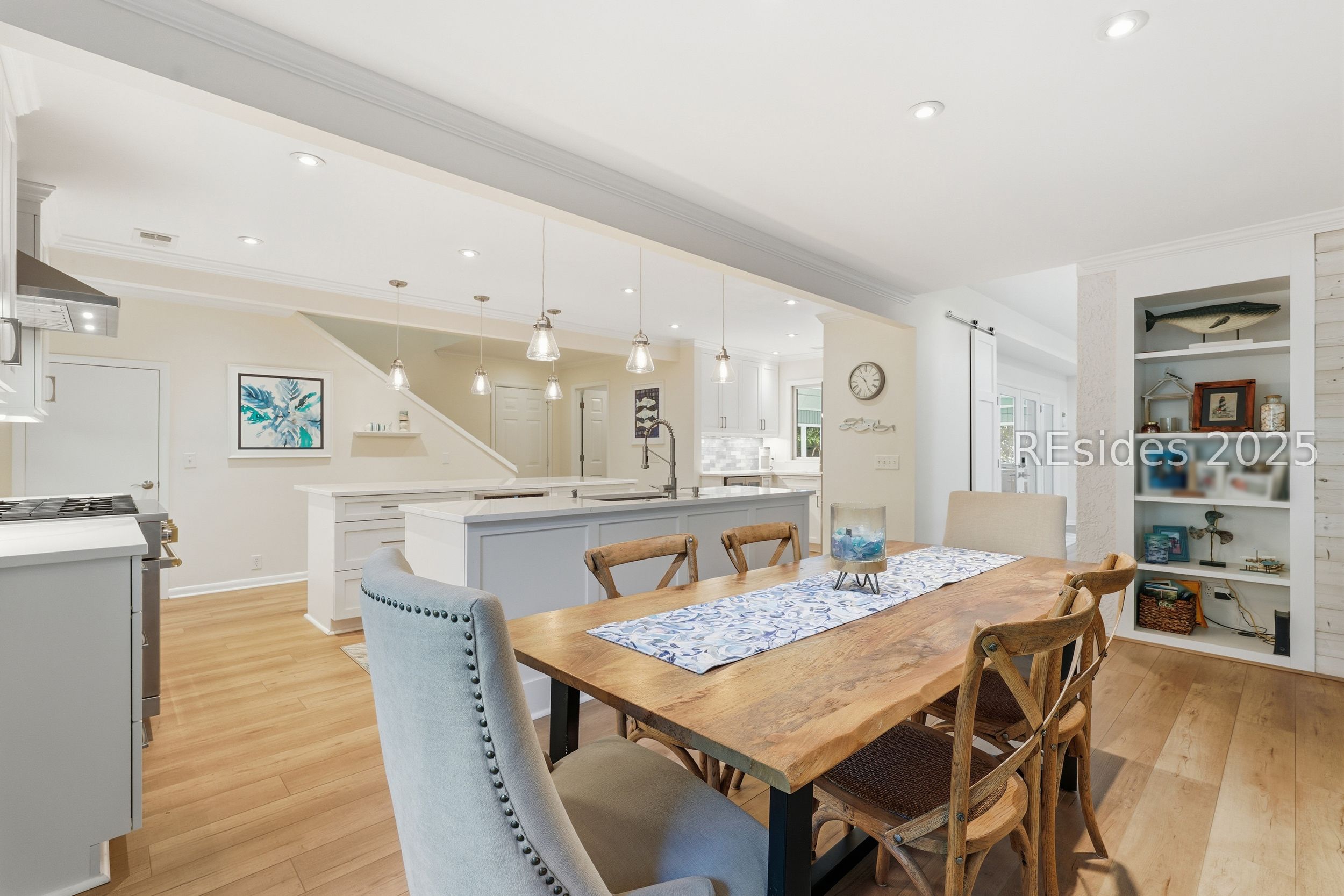 20 China Cockle Lane