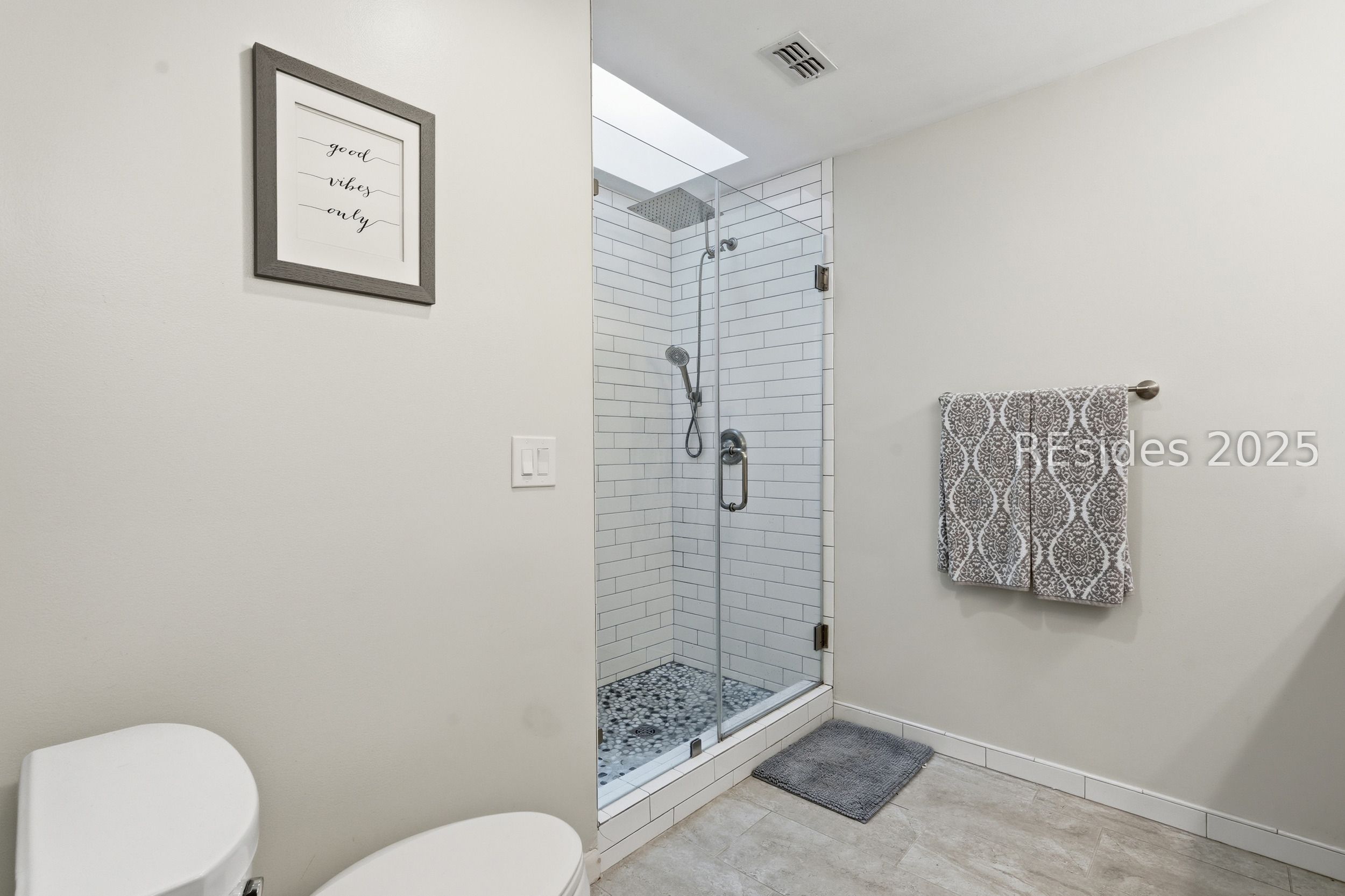 20 China Cockle Lane