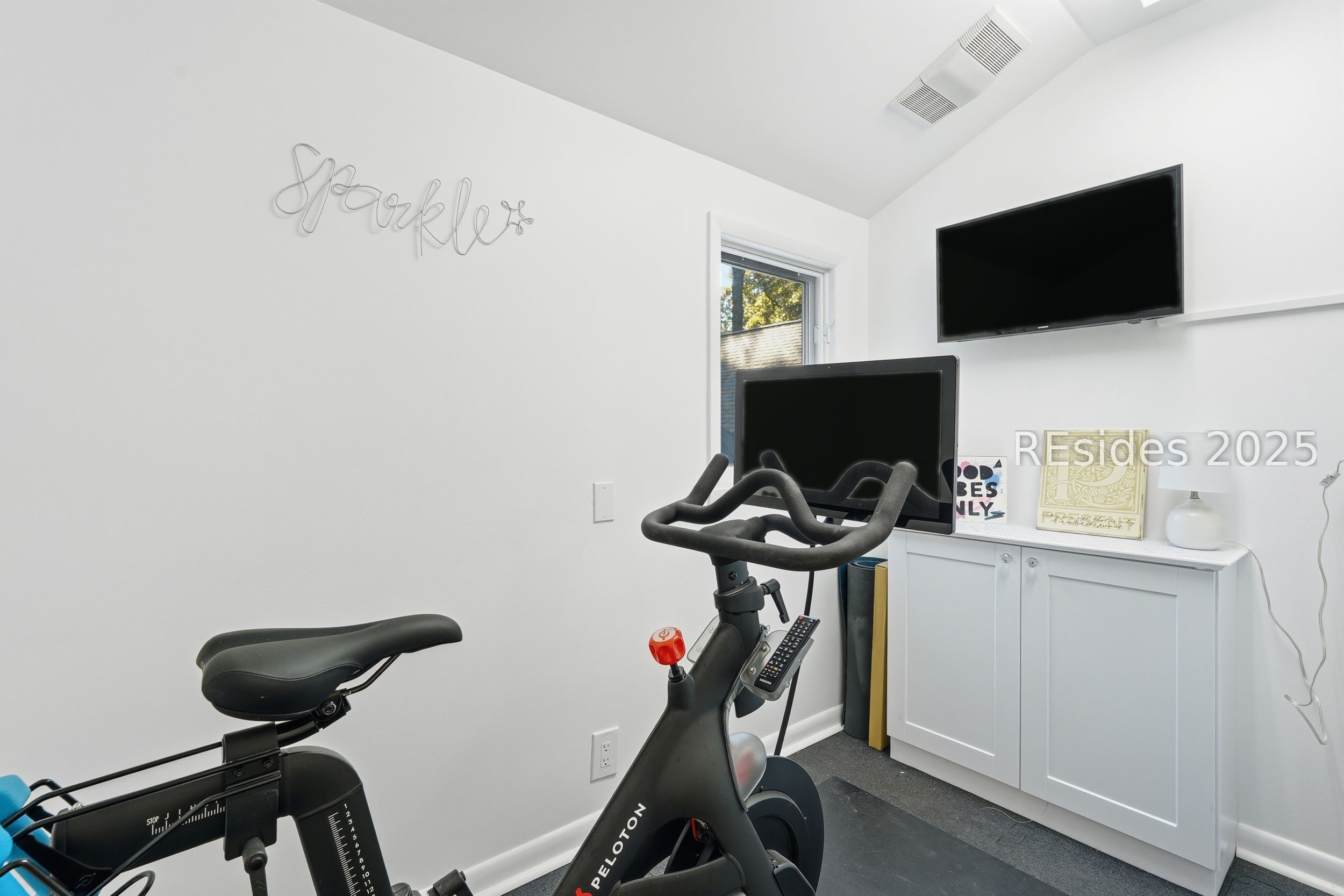 20 China Cockle Lane