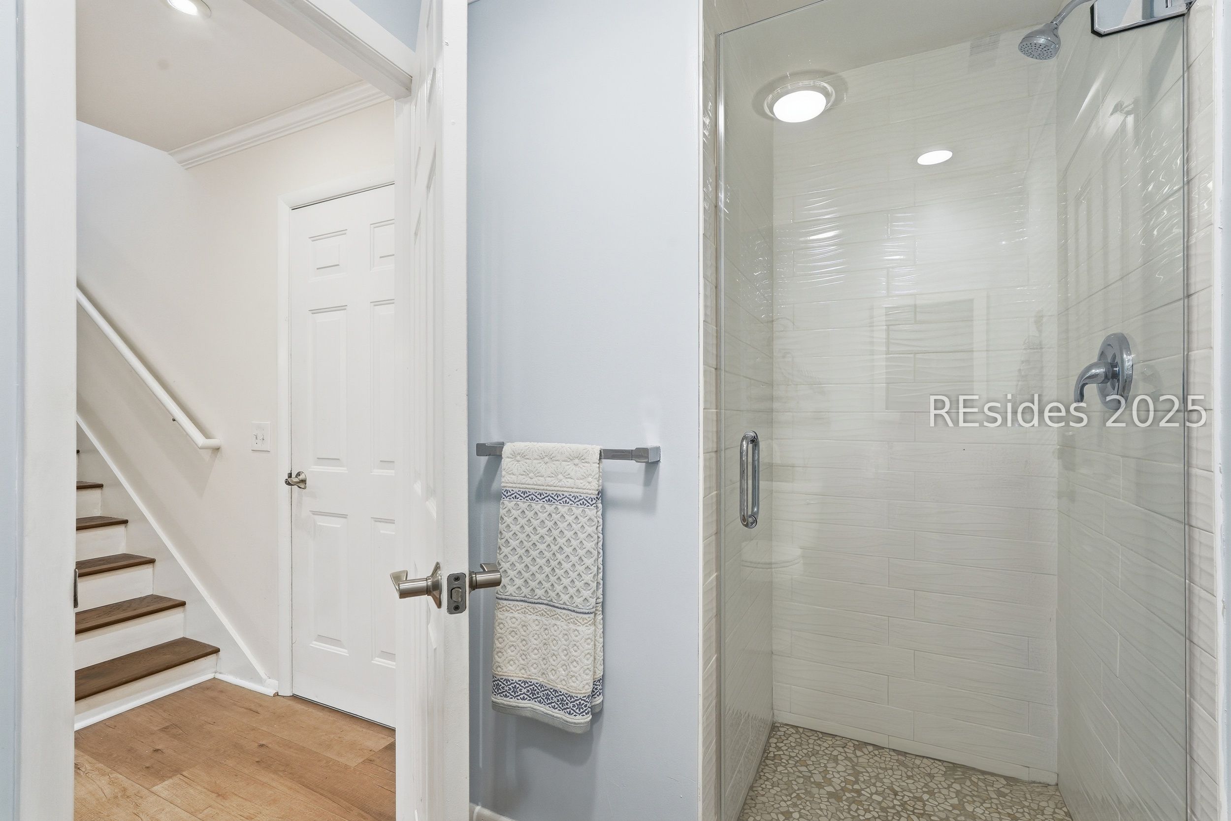 20 China Cockle Lane