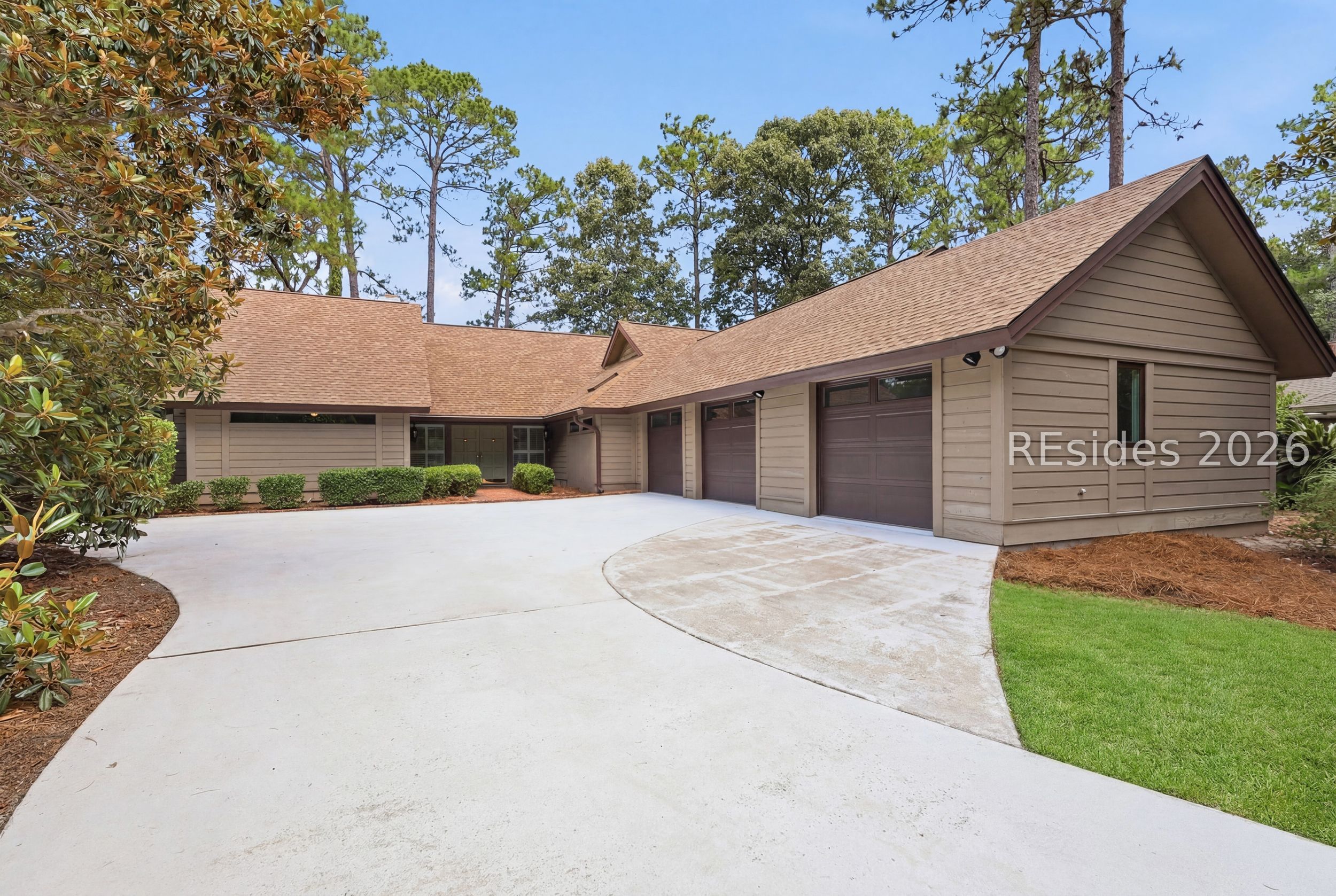 5 Pheasant Run Court