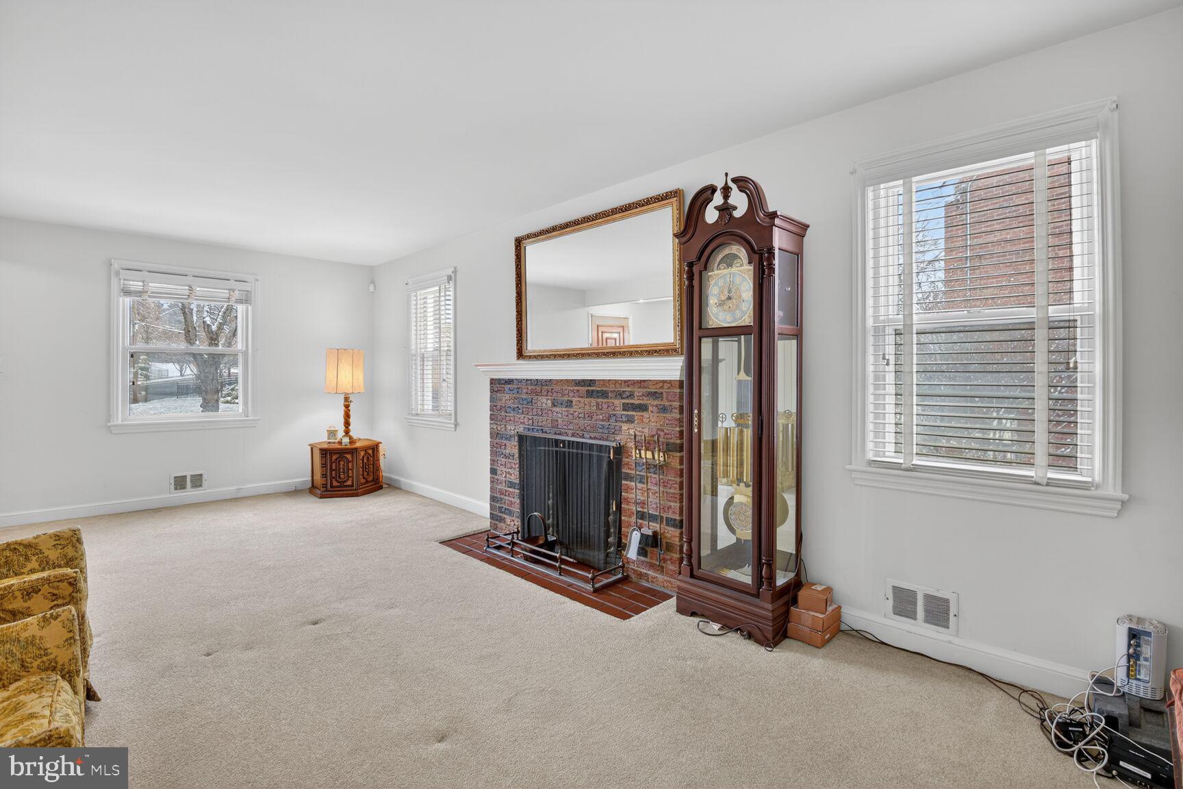 4716 QUEENS CHAPEL TERRACE NE