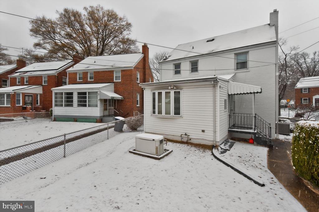 4716 QUEENS CHAPEL TERRACE NE