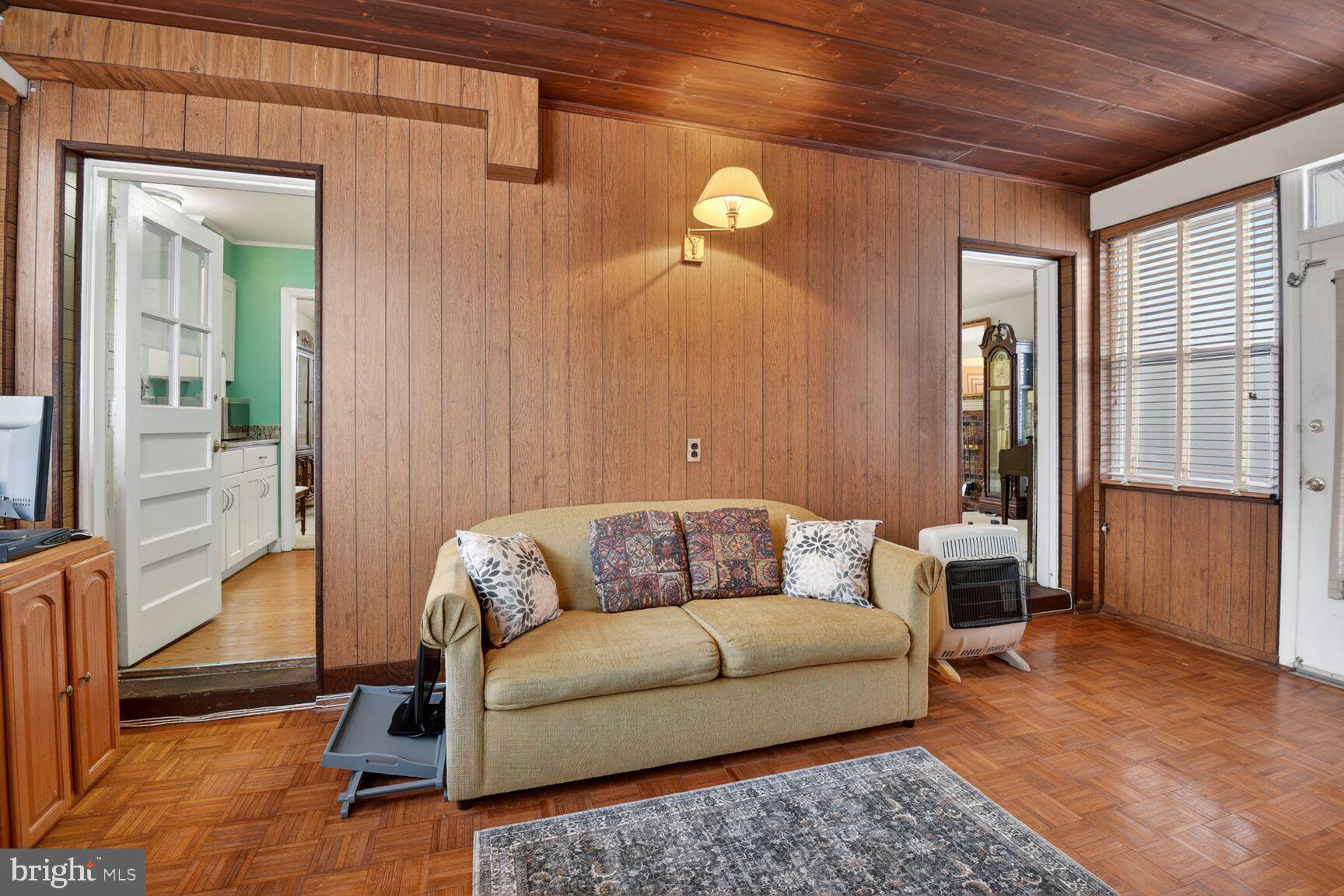 4716 QUEENS CHAPEL TERRACE NE