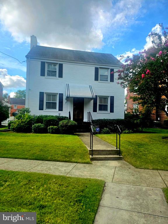 4716 QUEENS CHAPEL TERRACE NE