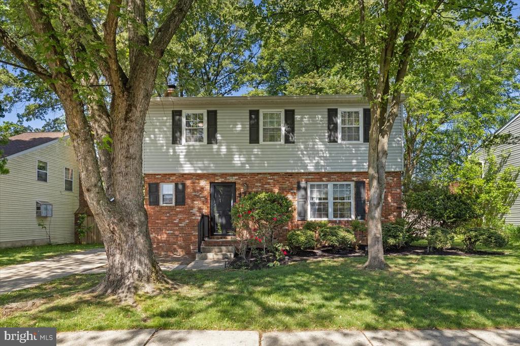 1745 Remington Dr