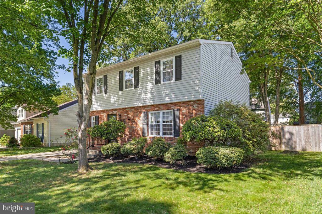 1745 Remington Dr