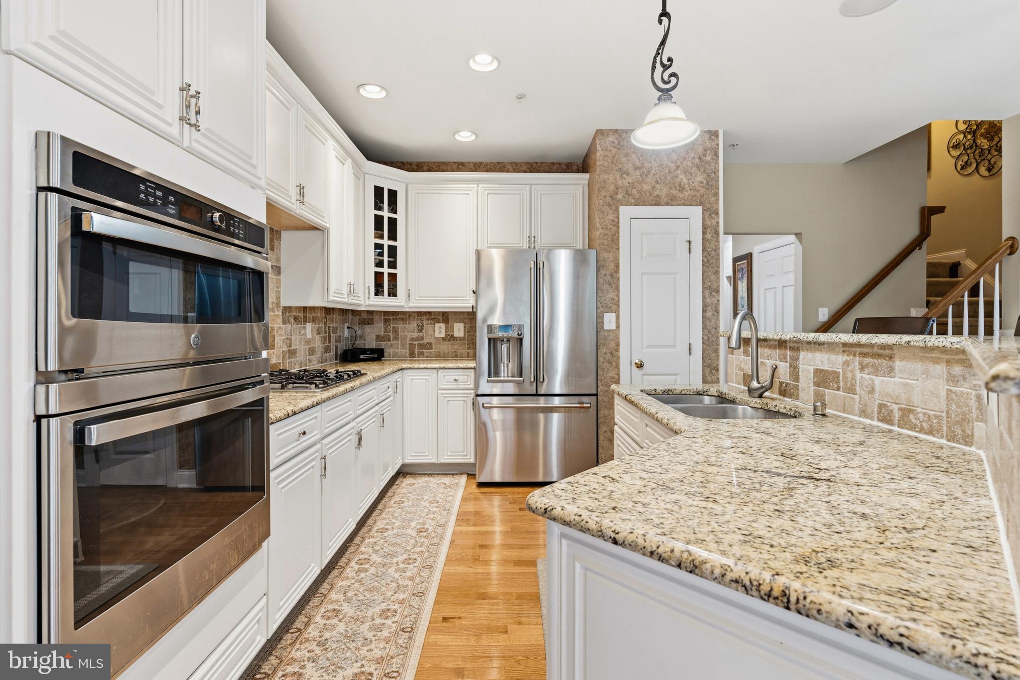 7717 CLAY BRIDGE COURT