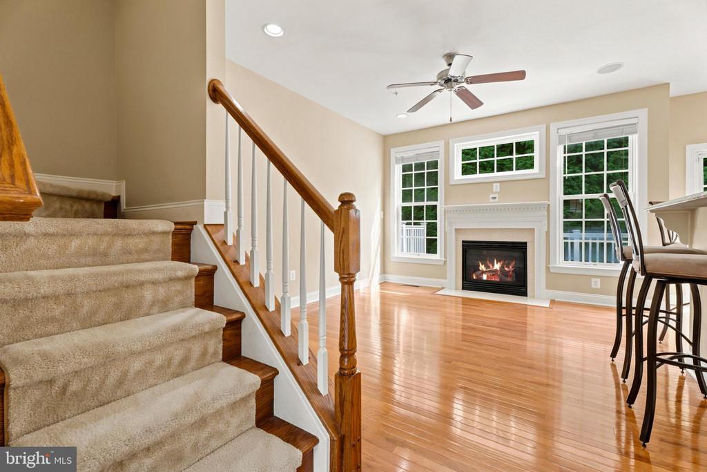 7717 CLAY BRIDGE COURT