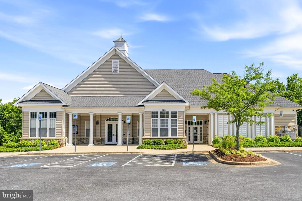 7717 CLAY BRIDGE COURT
