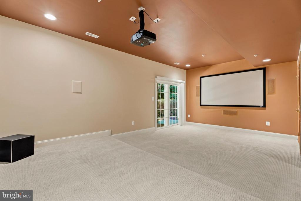 7717 CLAY BRIDGE COURT