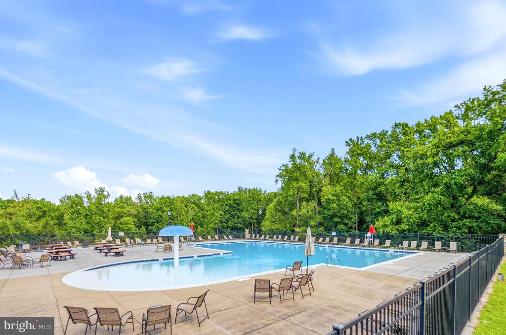 7717 CLAY BRIDGE COURT