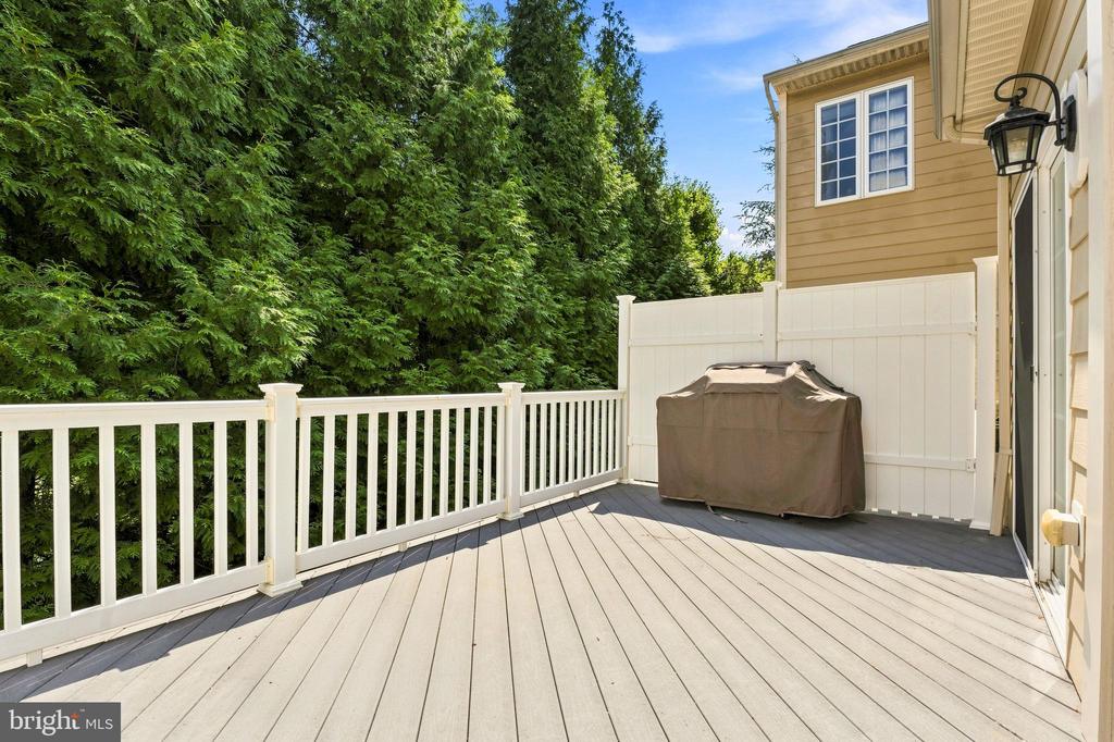 7717 CLAY BRIDGE COURT