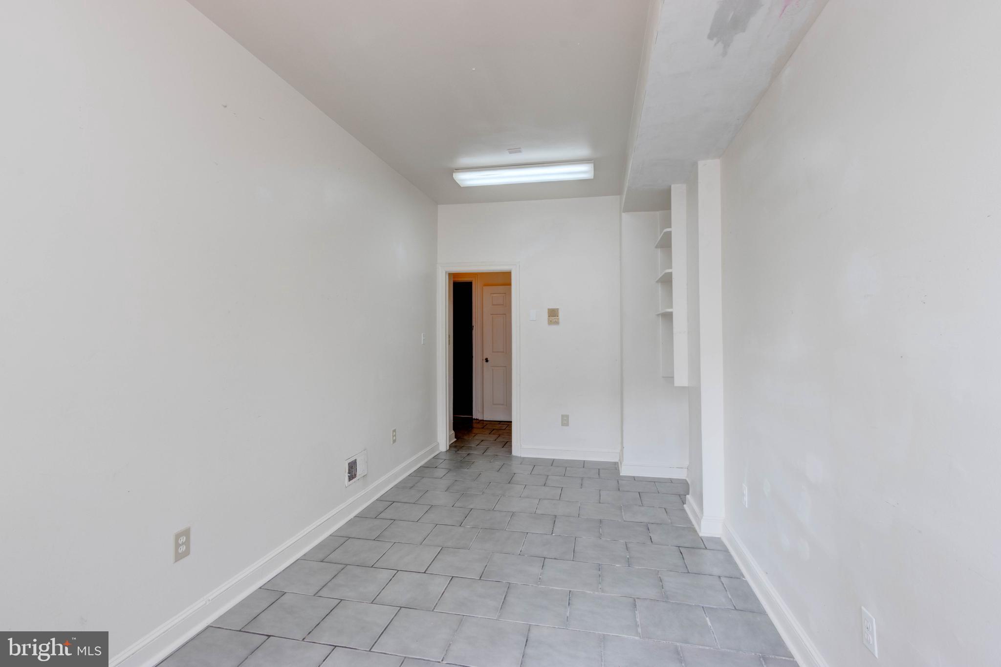38 S Carrollton Ave