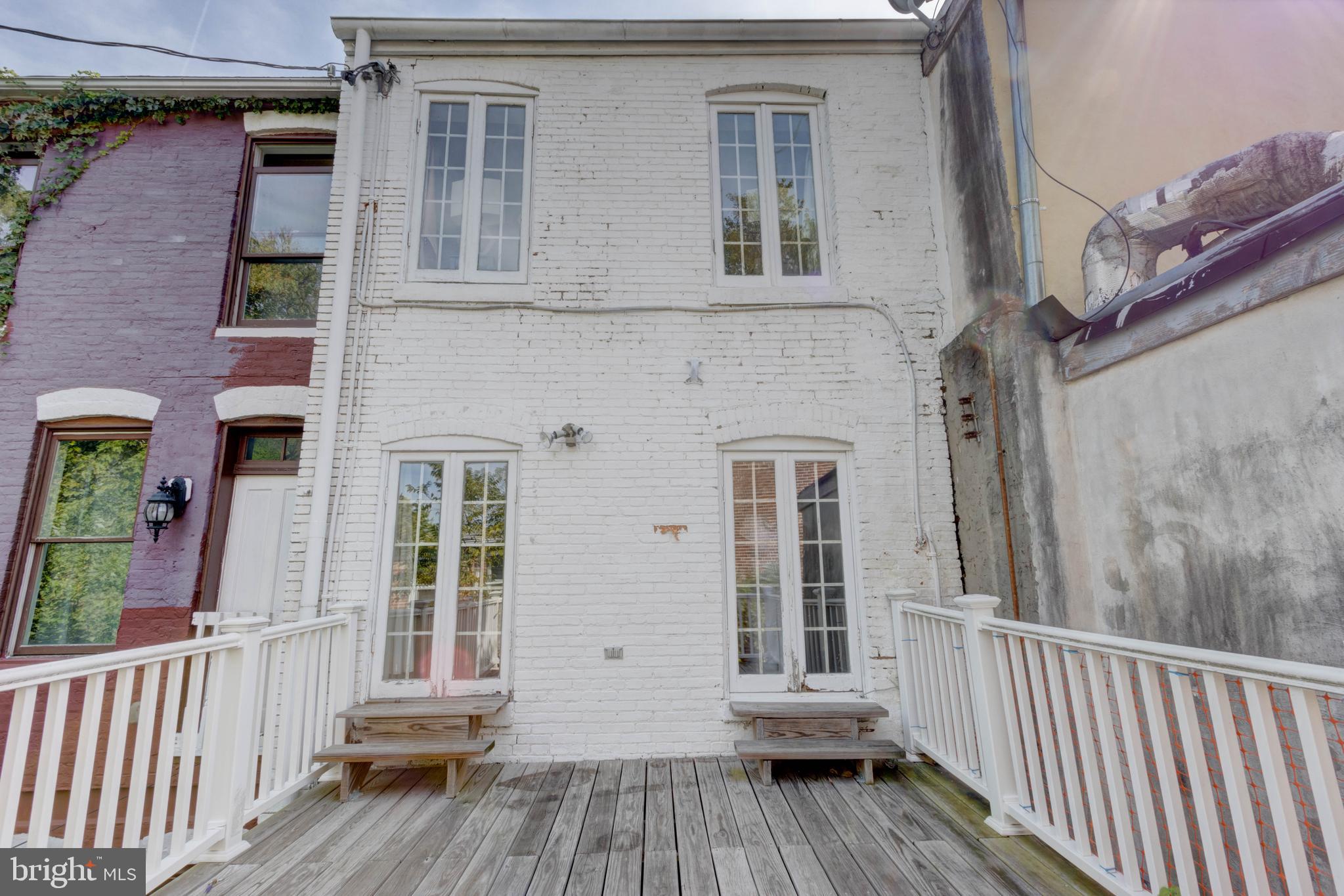 38 S Carrollton Ave